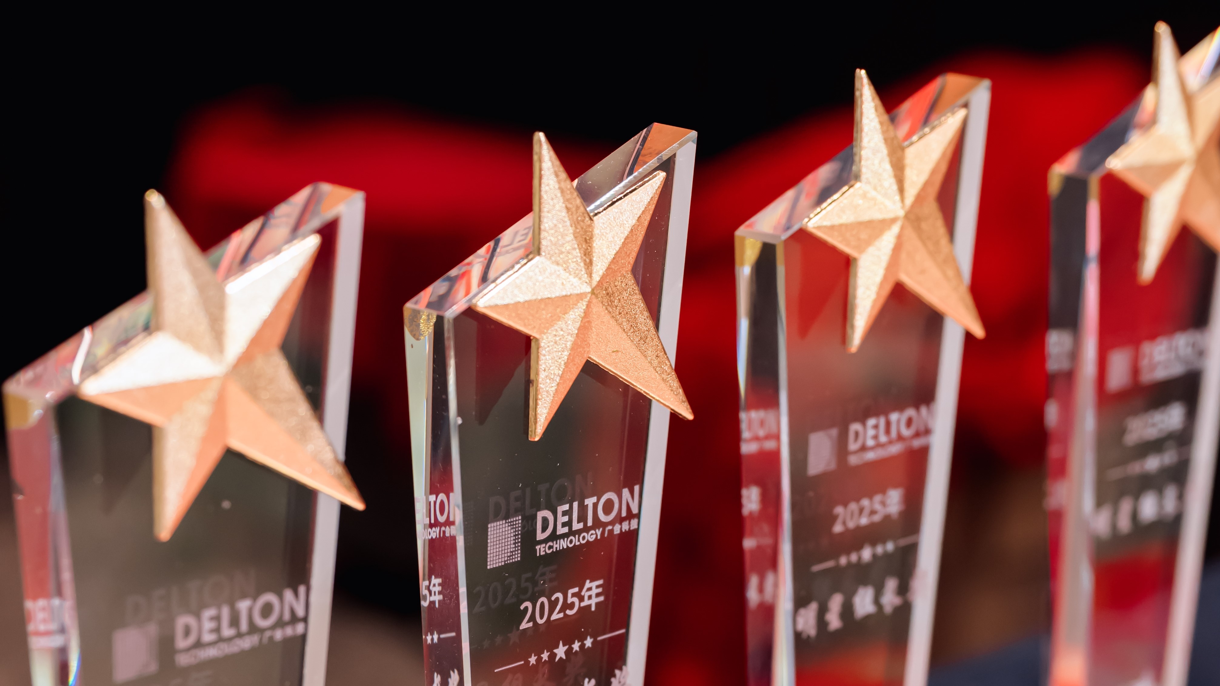 黄石博天堂网站人 今夜乐翻天